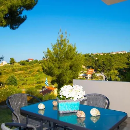 Plagia Vacation Houses With Shared Pool בית נופש *